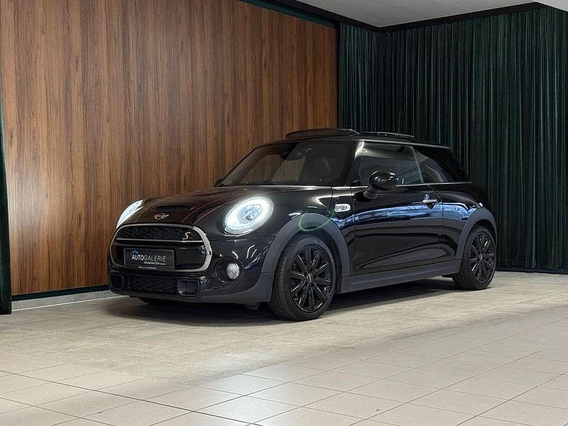 Schwarz Gebraucht 2017 Mini Cooper Kleinwagen | 14.980 € (Superpreis) - Bild 1/4