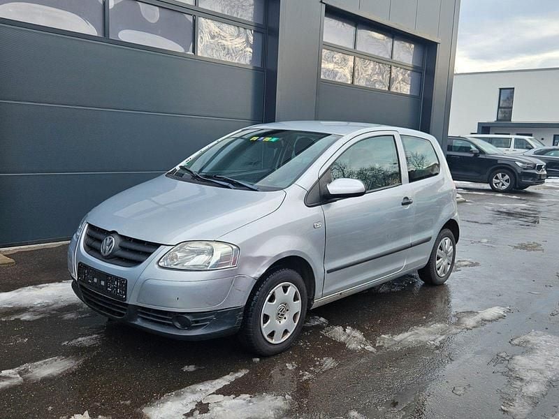 Silber Gebraucht 2005 VW Fox Kleinwagen | 450 € (Superpreis) - Bild 1/4