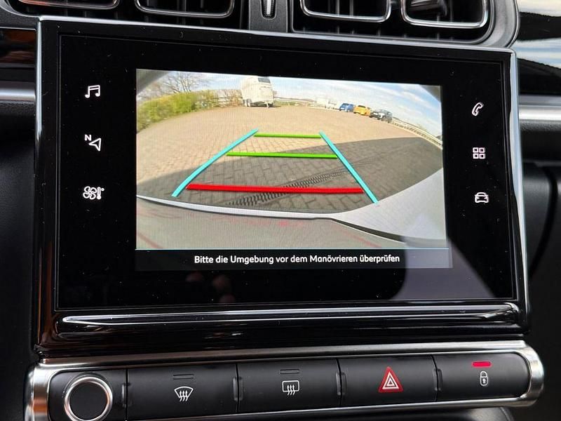 Gebraucht Citroën C3 Shine 82 PS (60 kW) 2022 Weiß Kleinwagen