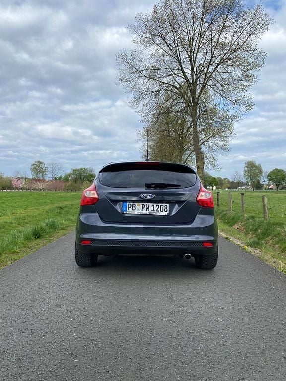 Gebraucht Ford Focus 150 PS (110 kW) 2012 Schwarz Limousine