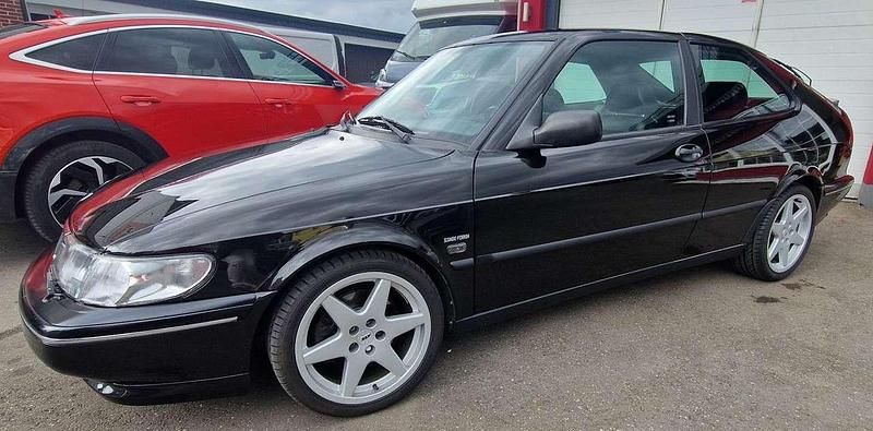 Schwarz Gebraucht 1996 Saab 900 Kleinwagen | 12.900 € - Bild 1/4