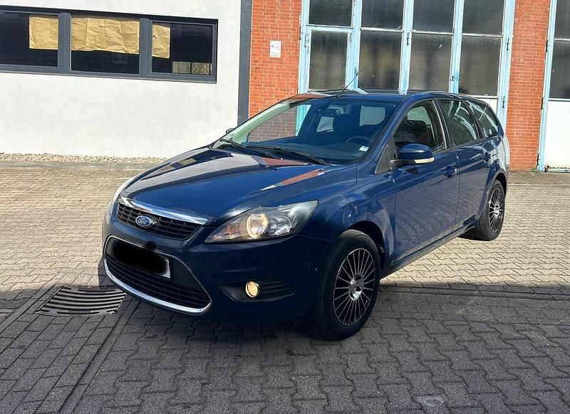 Gebraucht Ford Focus 110 PS (80 kW) 2010 Andere farben Kombi