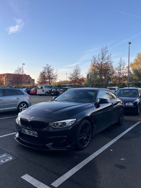 Schwarz Gebraucht 2014 BMW 420 M Sport Coupé | 19.500 € (Fairer Preis) - Bild 1/4