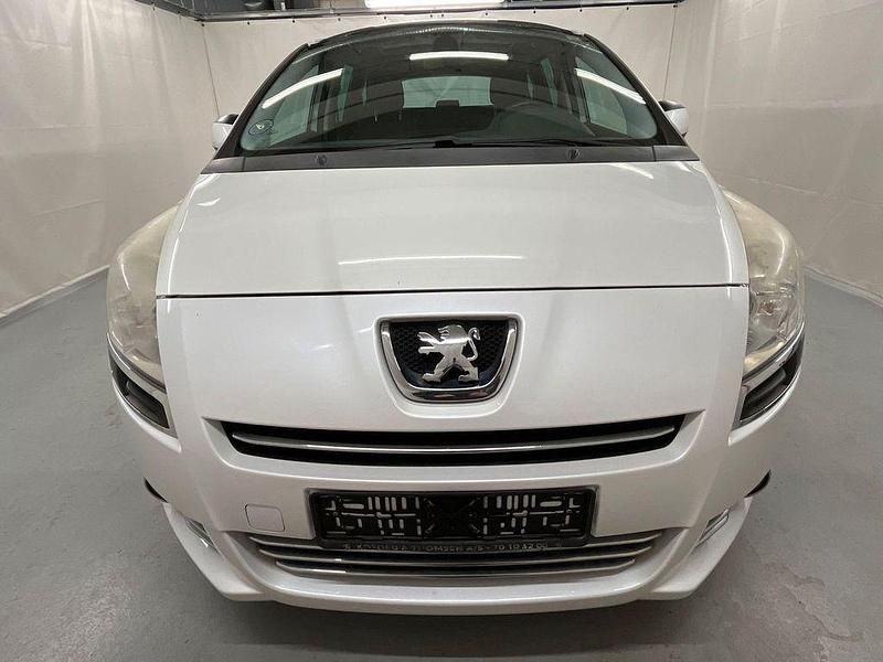 Gebraucht Peugeot 5008 Premium 156 PS (114 kW) 2011 Weiß Van / Kleinbus