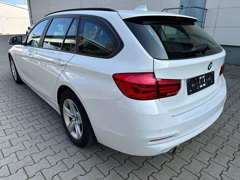 Gebraucht BMW 316 Advantage 116 PS (85 kW) 2019 Weiß Kombi
