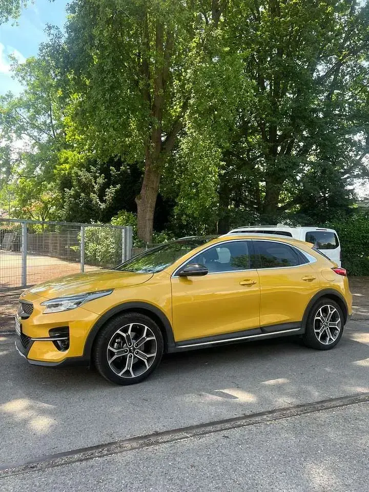 Gebraucht Kia XCeed Xdition 140 PS (102 kW) 2020 (yqm) quantumgelb met. SUV