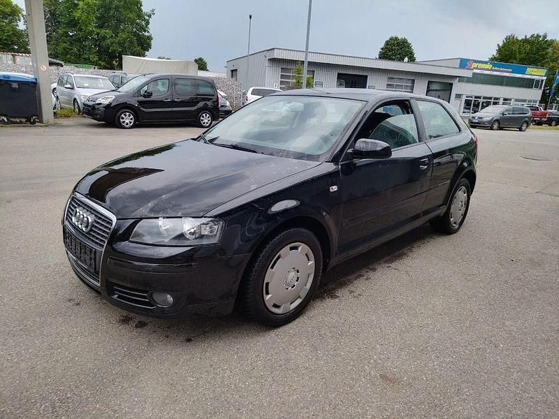 Schwarz Gebraucht 2007 Audi A3 Attraction Limousine | 2.600 € (Superpreis) - Bild 1/4