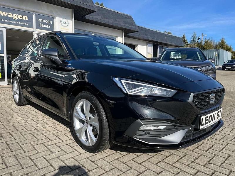 Neu Seat Leon FR 150 PS (110 kW) 2026 Midnightschwarz Kombi