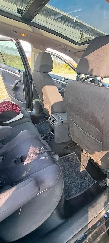 Gebraucht VW Golf VII 122 PS (89 kW) 2012 Schwarz Kombi