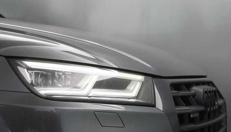 Gebraucht Audi Q5 S-Line 190 PS (139 kW) 2018 Grau SUV