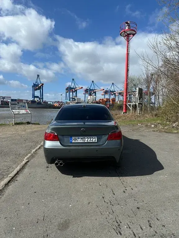 Gebraucht BMW 525 Performance 197 PS (144 kW) 2003 Grau Limousine