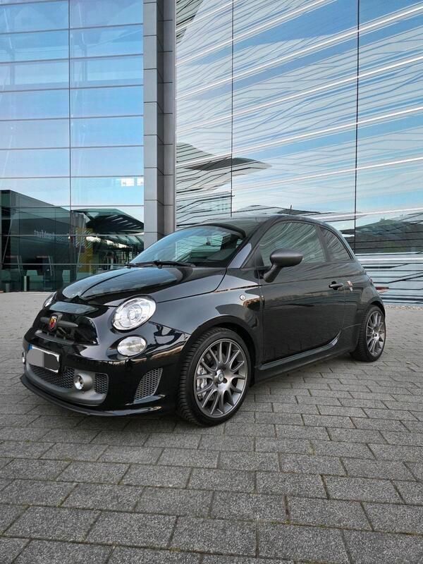 Schwarz Gebraucht 2016 Abarth 595 Competizione Kleinwagen | 14.999 € (Superpreis) - Bild 1/4