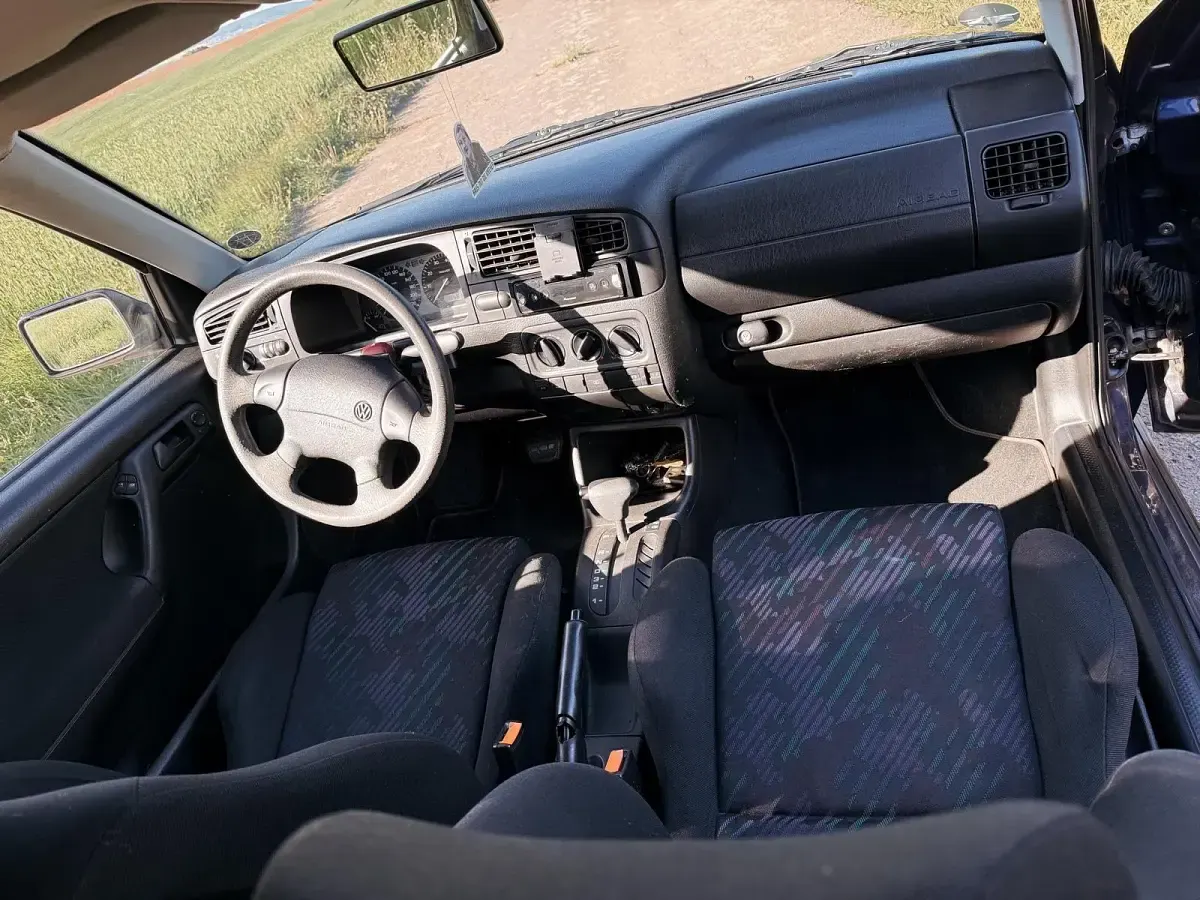 Gebraucht VW Golf III 90 PS (66 kW) 1995 Blau Kleinwagen