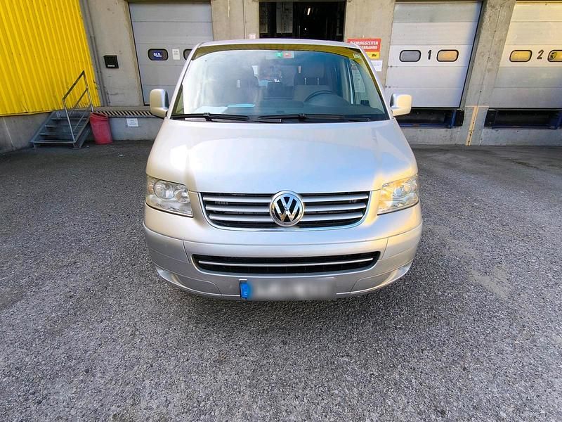 Grau Gebraucht 2004 VW Multivan Van | 6.000 € (Fairer Preis) - Bild 1/4