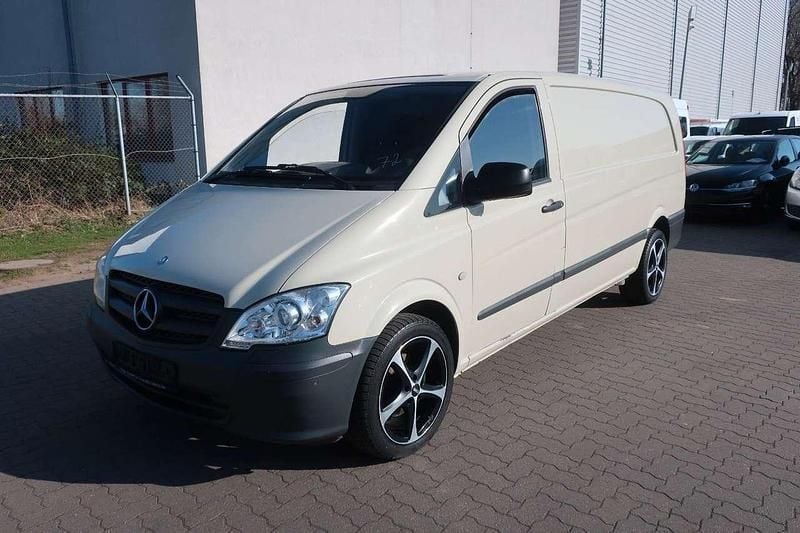 Beige Gebraucht 2012 Mercedes Vito Van / Kleinbus | 7.500 € (Superpreis) - Bild 1/4