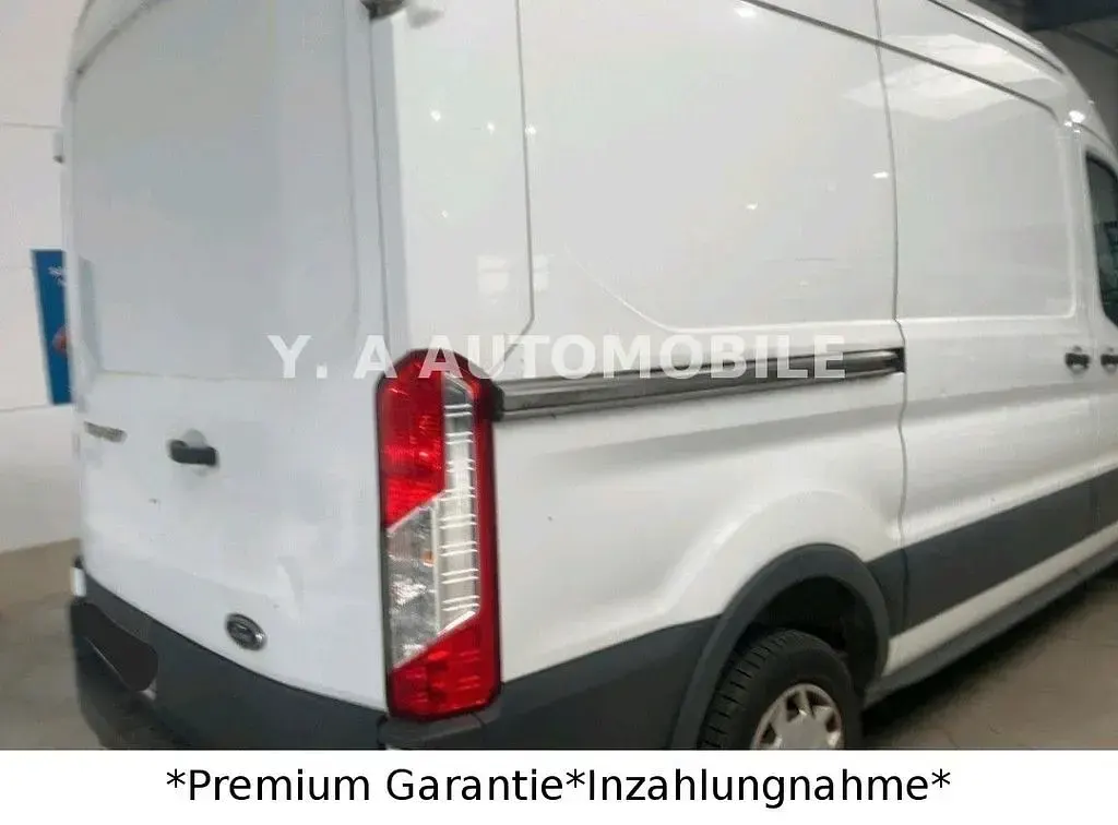 Gebraucht Ford Transit 131 PS (96 kW) 2019 Frozen white Van / Kleinbus