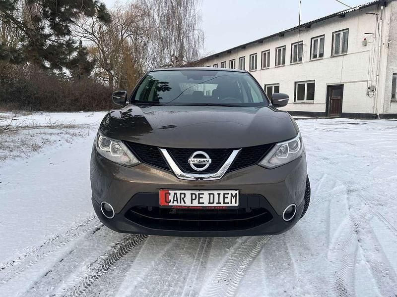 Gebraucht Nissan Qashqai Acenta 116 PS (85 kW) 2014 Braun SUV