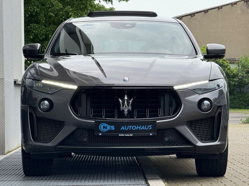 Gebraucht Maserati Levante 581 PS (427 kW) 2021 Grau SUV