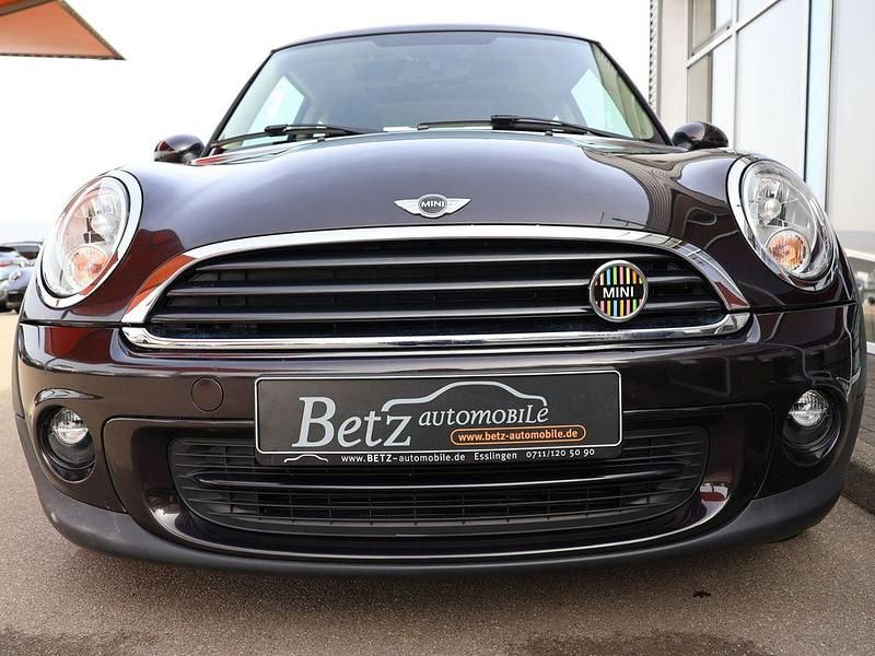 Gebraucht Mini ONE Brick Lane 110 PS (80 kW) 2013 Iced chocolate Kleinwagen
