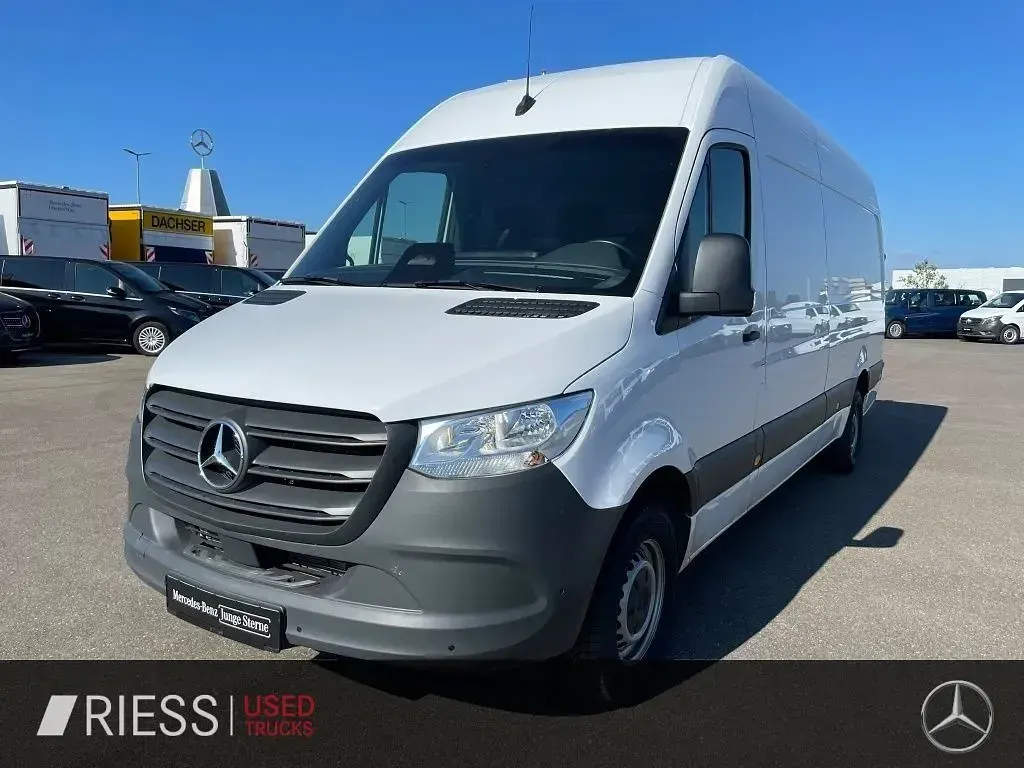 Gebraucht Mercedes Sprinter 170 PS (125 kW) 2025 Weiß Van