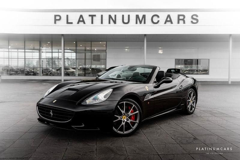 Schwarz Gebraucht 2009 Ferrari California Cabrio | 114.842 € (Fairer Preis) - Bild 1/4