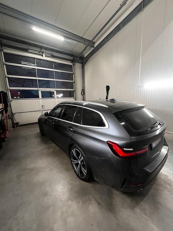 Gebraucht BMW 330 265 PS (194 kW) 2020 Grau Kombi