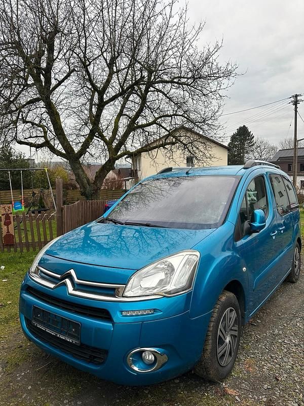 Blau Gebraucht 2012 Citroën Berlingo Van / Kleinbus | 4.999 € (Fairer Preis) - Bild 1/4
