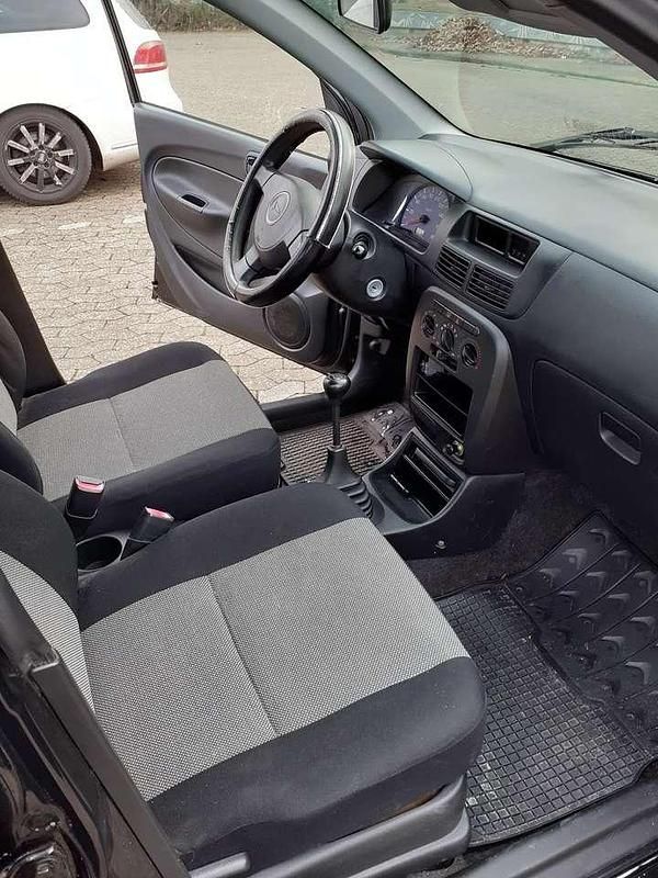 Gebraucht Daihatsu Cuore 58 PS (42 kW) 2004 Kleinwagen