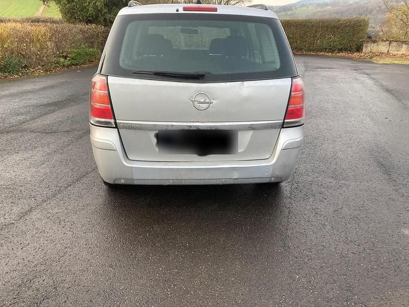 Gebraucht Opel Zafira 105 PS (77 kW) 2005 Van / Kleinbus