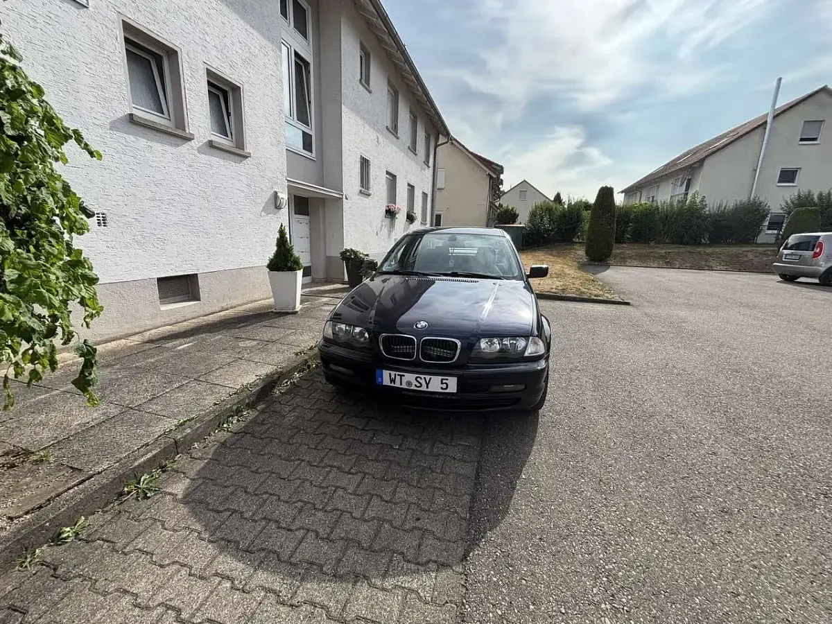 Gebraucht BMW 318 118 PS (86 kW) 2000 Limousine