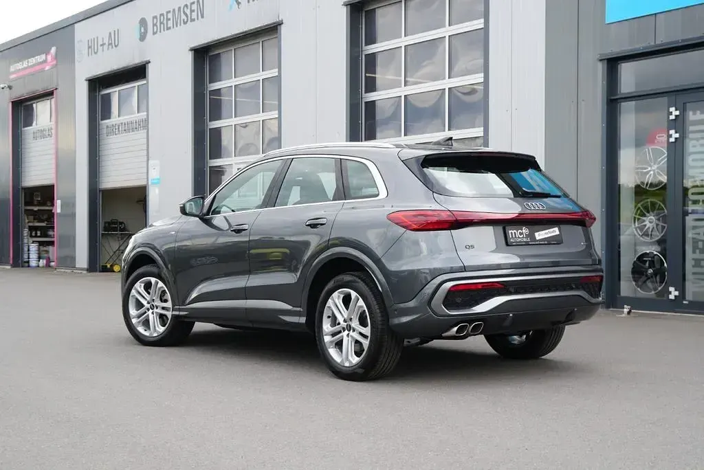 Gebraucht Audi Q5 S-Line 204 PS (150 kW) 2025 Grau SUV