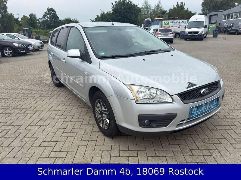 Gebraucht Ford Focus Fun X 101 PS (74 kW) 2008 Silber Limousine