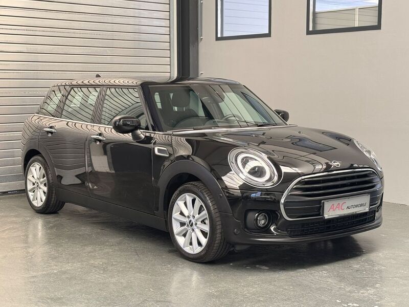 Schwarz Gebraucht 2021 Mini One Clubman Kombi | 21.650 € (Fairer Preis) - Bild 1/4