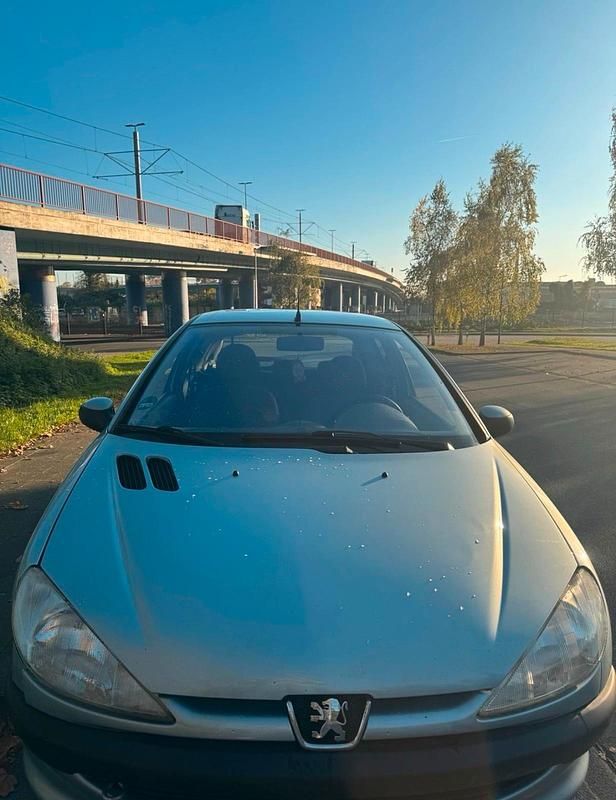 Gebraucht 2001 Peugeot 206 Coupé | 849 € (Guter Preis) - Bild 1/4