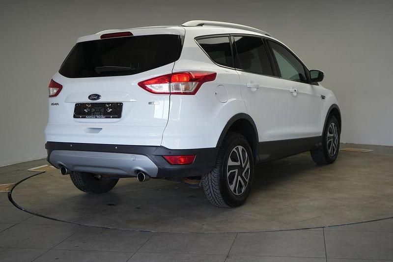 Gebraucht Ford Kuga Titanium 150 PS (110 kW) 2014 Weiß SUV