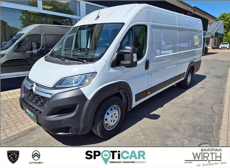 Eisweiß Gebraucht 2024 Citroën Jumper Van / Kleinbus | 26.590 € (Fairer Preis) - Bild 1/4