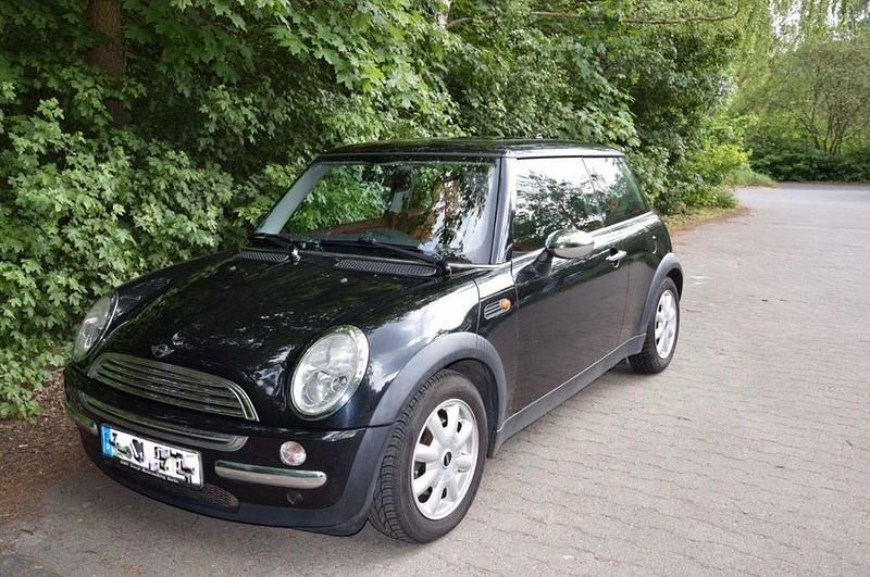 Gebraucht Mini ONE 90 PS (66 kW) 2003 Schwarz Kleinwagen