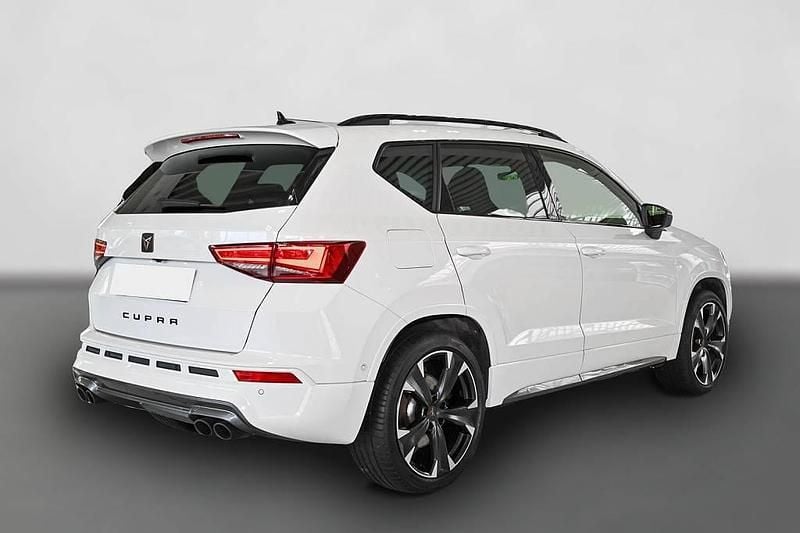 Usata Cupra Ateca 300 CV (220 kW) 2023 Bianco SUV