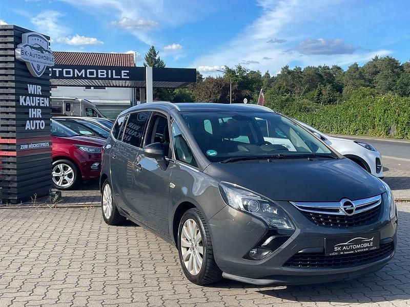 Grau Gebraucht 2016 Opel Zafira Tourer Van / Kleinbus | 8.990 € (Fairer Preis) - Bild 1/4