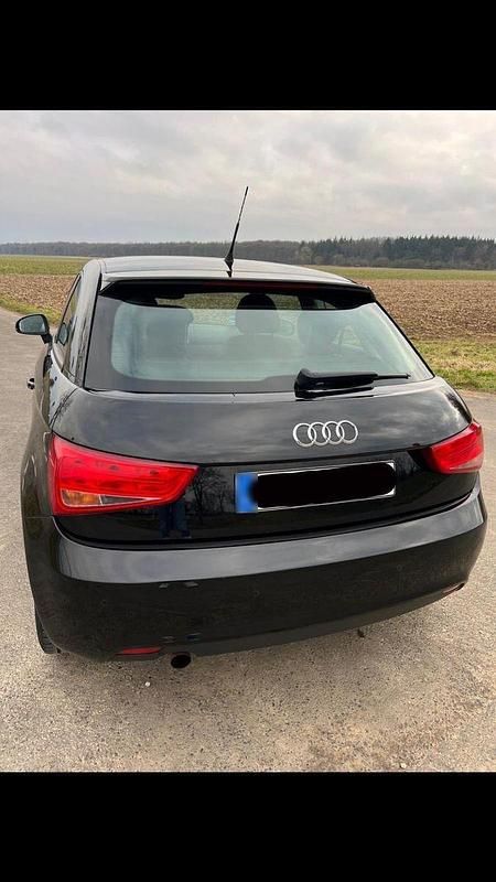 Second-hand Audi A1 86 CP (63 kW) 2012 Negru Hatchback