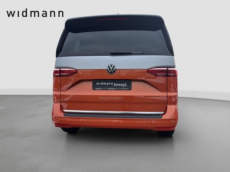 Gebraucht VW Multivan Style 204 PS (150 kW) 2025 Grau Van