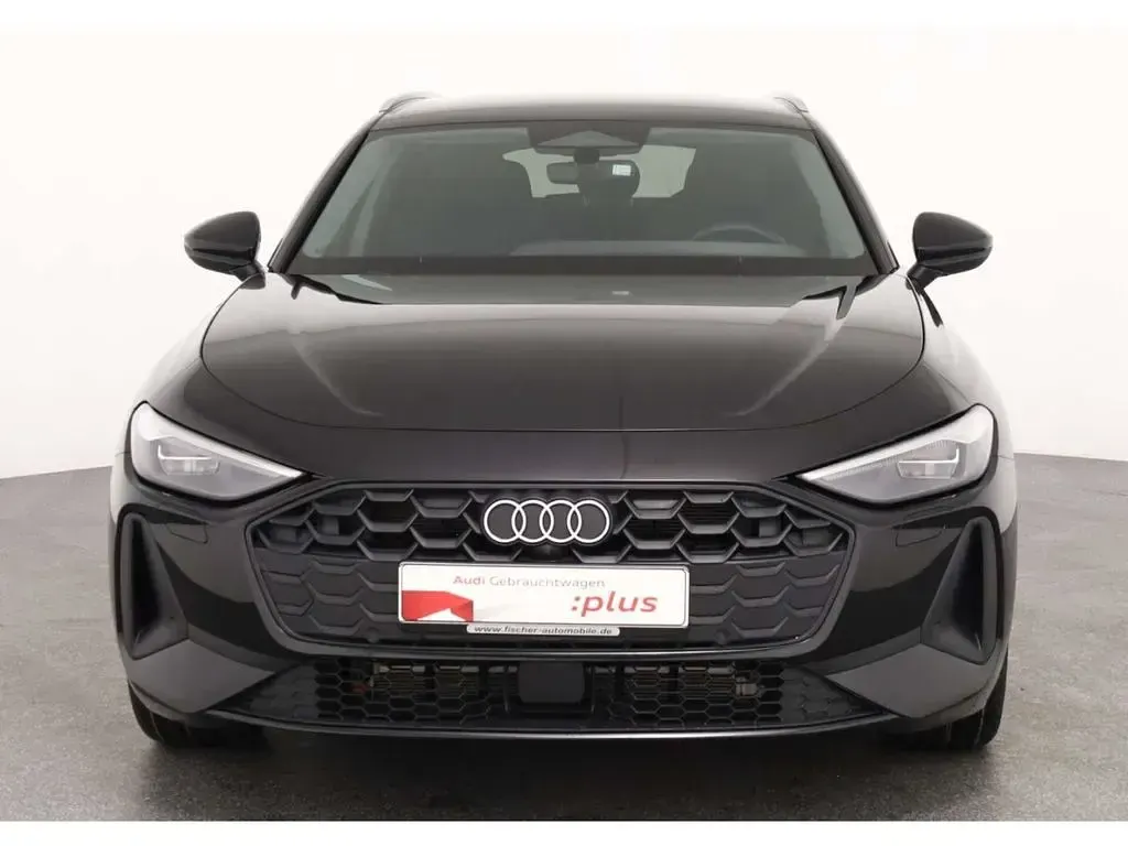 Gebraucht Audi A5 Sport 299 PS (219 kW) 2025 Mythosschwarz metallic Kombi