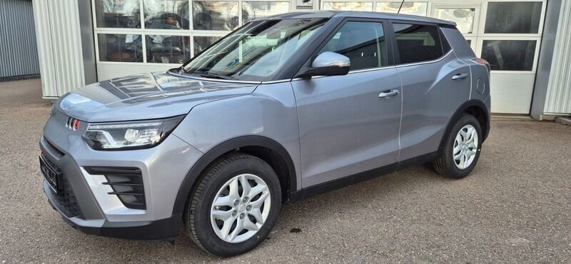 Silber Neu 2025 Ssangyong Tivoli SUV | 19.190 € (Fairer Preis) - Bild 1/4