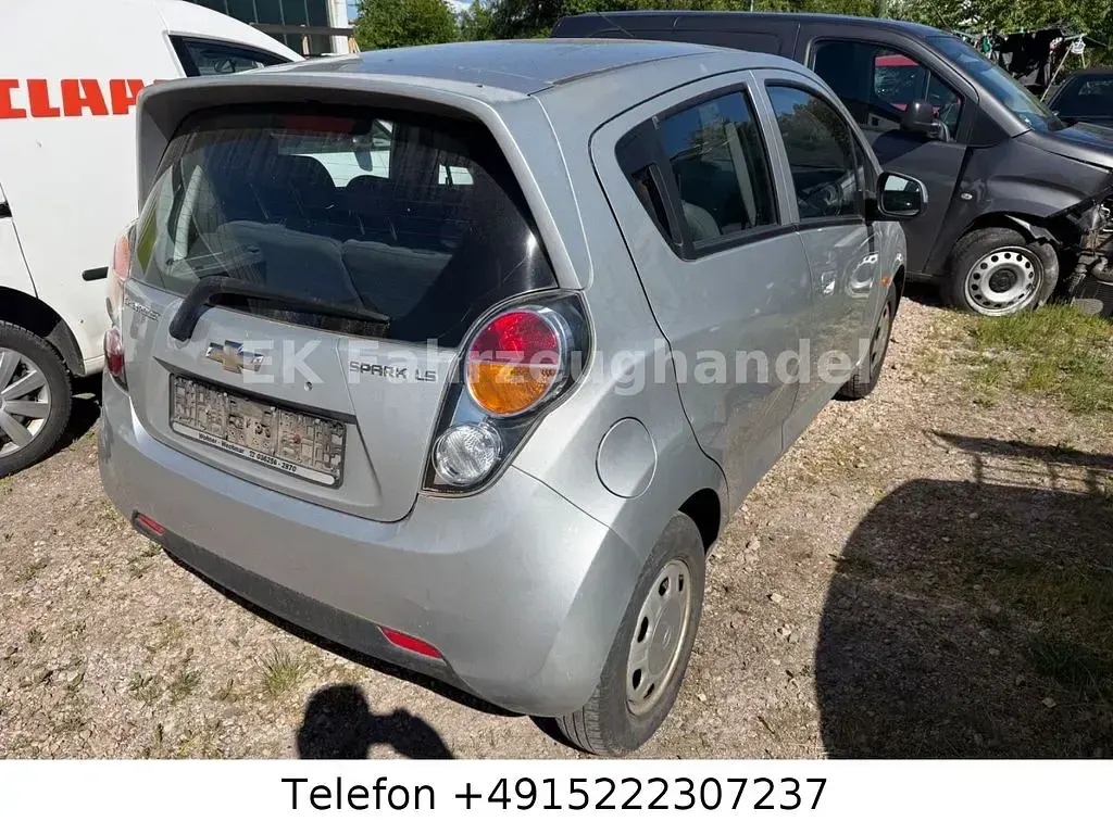Gebraucht Chevrolet Spark LS 68 PS (50 kW) 2012 Silber Kleinwagen