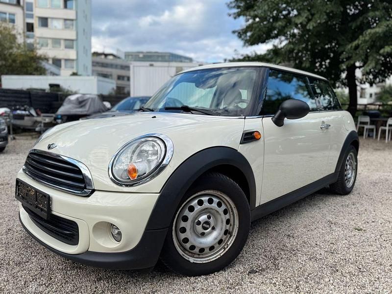 Weiß Gebraucht 2011 Mini ONE Kleinwagen | 3.450 € (Guter Preis) - Bild 1/4