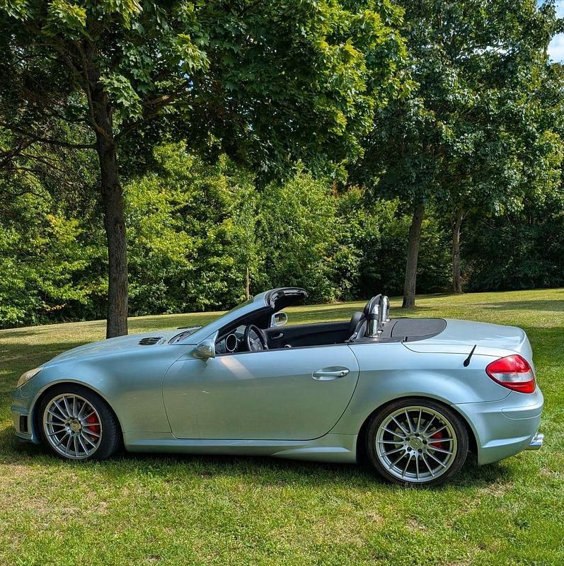Silber Gebraucht 2004 Mercedes SLK350 AMG Cabrio | 13.500 € (Fairer Preis) - Bild 1/4