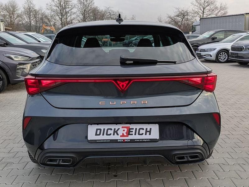 Gebraucht Cupra Leon 150 PS (110 kW) 2025 Grau Limousine