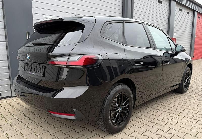 Gebraucht BMW 218 Sport Line 136 PS (100 kW) 2024 Schwarz Van / Kleinbus