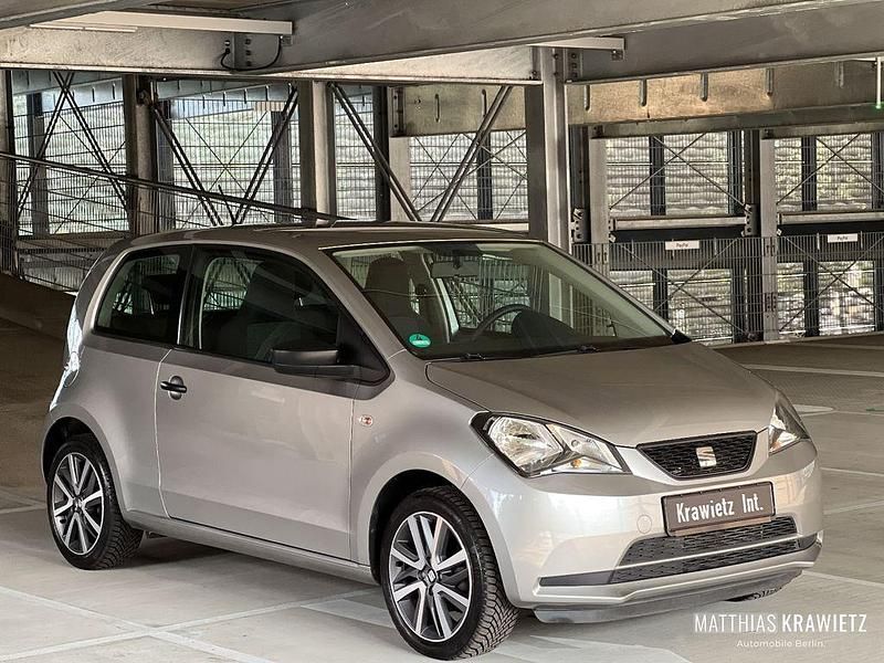Grau Gebraucht 2017 Seat Mii FR Kleinwagen | 6.950 € (Fairer Preis) - Bild 1/4