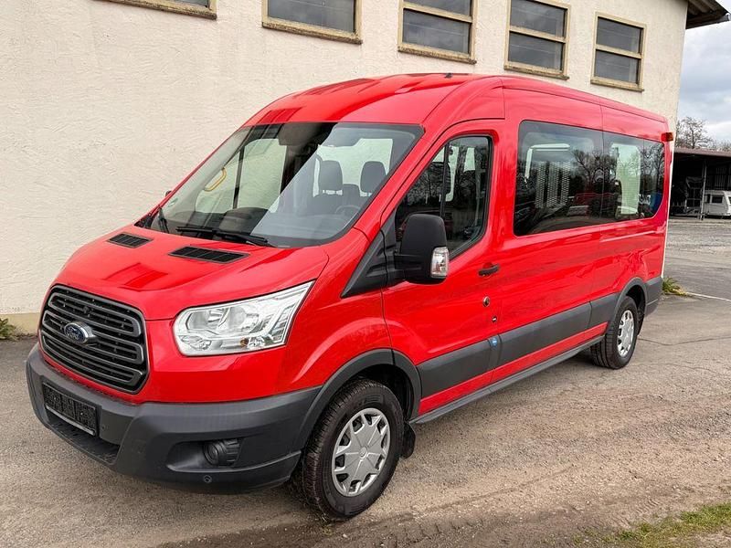Gebraucht Ford Transit 105 PS (77 kW) 2019 Rot Kombi